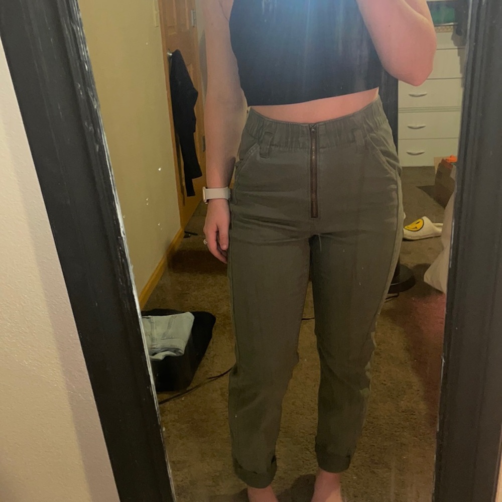 Cargo like pants